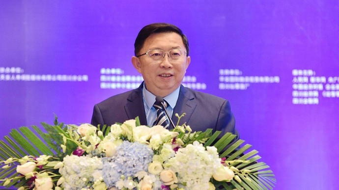 RCEP产业合作委员会主席、中国—东盟首席商务专家 。