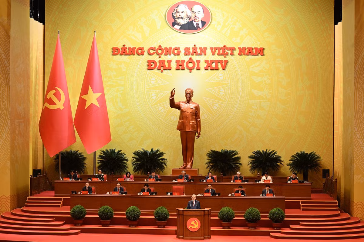 越南共产党第十四次全国代表大会隆重开幕。