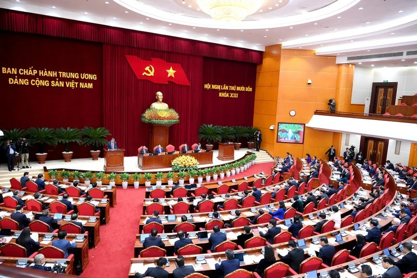 越共十三届十四中全会隆重开幕。(本报记者 登科摄)